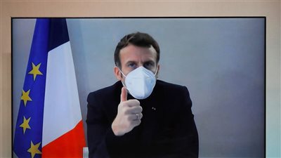 زعماء يسارعون بالفحص والعزل بعد إصابة ماكرون بفيروس كورونا