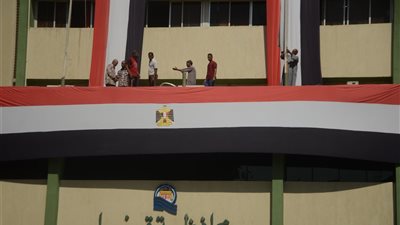 غلق 3 أيام للمنشآت المخالفة للتدابير الاحترازية لكورونا في نجع حمادي