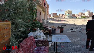 إزالة معرض للأثاث المستعمل في تقسيم التلفزيون على أراضي الدولة بسفاجا