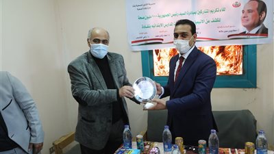 نائب محافظ قنا يتفقد المنظومة الصحية بنقادة ويكرم المشاركين في المبادرة الرئاسية للكشف عن الأنيميا والتقزم
