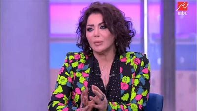 ليلى غفران: صورة بنتي الراحلة لا تفارق شنطتي
