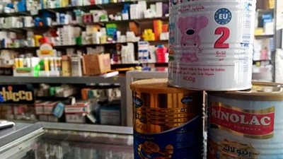 زيادة أسعار حليب الأطفال البودرة والسيريلاك في الصيدليات