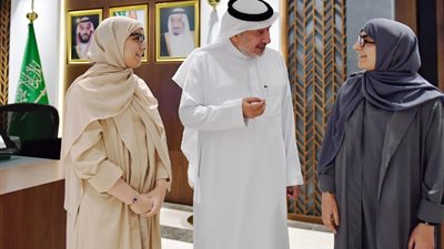 بعد 15 عاما من عملية فصلهما.. الربيعة يلتقي التوأم السيامي العُماني صفا ومروة