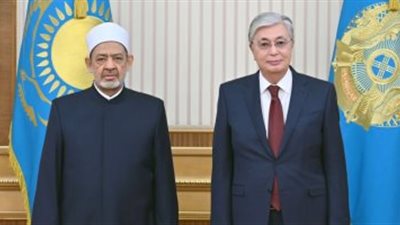 صور.. شيخ الأزهر يلتقى رئيس كازاخستان و يؤم الوفود الإسلامية المشاركة في مؤتمر زعماء الأديان بمسجد 