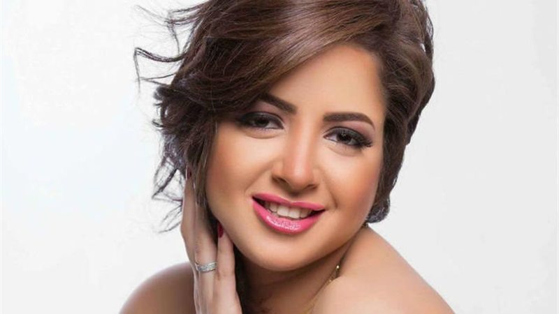 منى فاروق