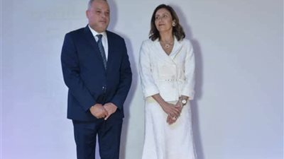 بالصور .. وزيرة الثقافة تفتتح الدورة الرابعة لملتقى أفلام المحاولة بقصر السينما