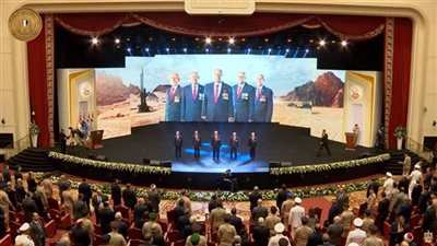 الرئيس السيسي لـ أبطال أبو عطوة: مثال للكرامة ليس بالشعارات وإنما بالدم
