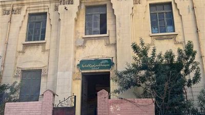 إخلاء مدرسة قاسم أمين الإعدادية بعد انهيار جزء منها