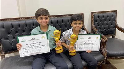 المبدعان الصغيران.. شقيقان يصممان موقع إلكتروني لذوي الهمم ونشطاء يطالبون بتكريمهم