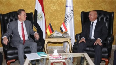 وزير النقل يجتمع مع سفير ألمانيا ونقلة هائلة في وسائل المواصلات في مصر