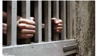 القبض على موظف بتهمة الاستيلاء على مبلغ مالي من شركة بالوراق 