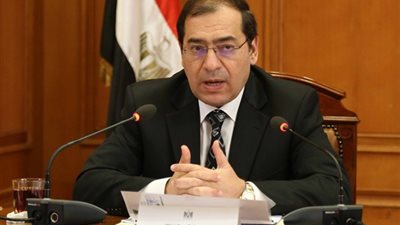 وزير البترول: من الأفضل تثبيت أسعار الوقود في ظل الأجواء الغير مستقرة