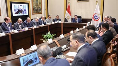 وزير الصحة يشدد على تطبيق اشتراطات الحماية المدنية بالمنشآت الطبية