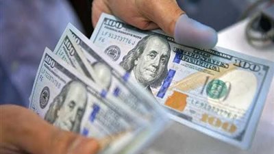 تعرف على سعر الدولار مقابل الجنيه في البنوك بعد الزيادة الأخيرة