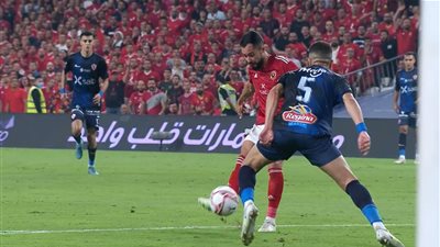 بلمحة برازيلية ومن خطأ قاتل لدفاع الزمالك.. سافيو يتقدم للأهلي في السوبر 