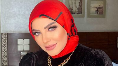 ميار الببلاوي تفتح النار على نجلاء فتحي وإيناس الدغيدي