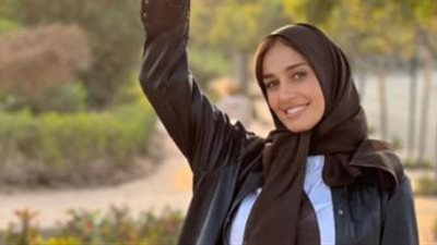 حلا شيحة للجمهور: 