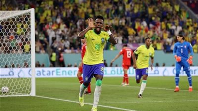البرازيل تفوز بصعوبة على سويسرا وتتأهل للدور التالي في غياب نيمار