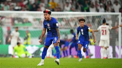الولايات المتحدة تتفوق على إيران بهدف نظيف وتتأهل لدور الـ16 من كأس العالم 