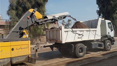 استمرار حملات النظافة بأسيوط وتسوية شوارع بمراكز البداري وصدفا وساحل سليم والغنايم 