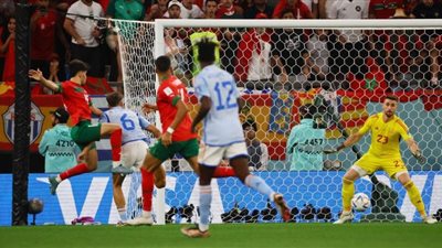 إنجاز تاريخي.. بونو يقود المغرب لربع نهائي مونديال قطر على حساب إسبانيا