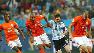 مواجهة نارية في ربع النهائي.. كل ما تريد معرفته عن مواجهة هولندا والأرجنتين
