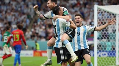 ميسي وألفاريز يقودان التشكيل الرسمي للأرجنتين في ربع نهائي كأس العالم أمام هولندا