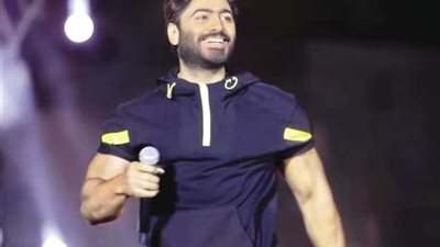 تامر حسني يستعد لعام 2023 بأعمال فنية جديدة 