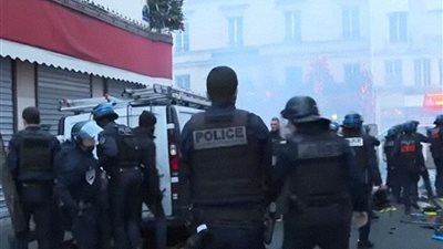  فرنسا لم تنم منذ أمس.. مظاهرات واعتراضات من الجالية الكردية بـ