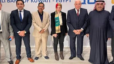تحت عنوان 
