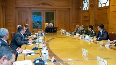 وزير الإنتاج الحربى يستقبل الوفد الصيني لبحث التعاون المشترك  في المجال العسكري