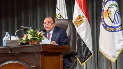 دورة تدريبية في «الإسعافات الأولية» بجامعة بني سويف