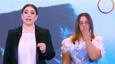 كندة علوش وأحمد أمين يقدمون فقرة 