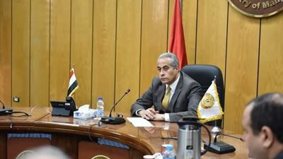 «القوى العاملة»: نحرص على تحويل خدمات الوزارة إلى إلكترونية 