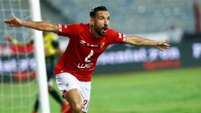 في عيد ميلاده الـ33.. مشوار حافل بالبطولات لـ علي معلول مع الأهلي