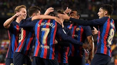 بوجود ليفاندوفسكي.. تشافي يُعلن تشكيل برشلونة في مواجهة إسبانيول بديربي كتالونيا