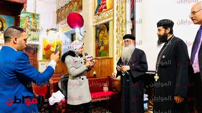 بالصور.. النائب أسامة المصري والنائبة أمل زكريا في كنيسة مارجرجس بالبحيرة