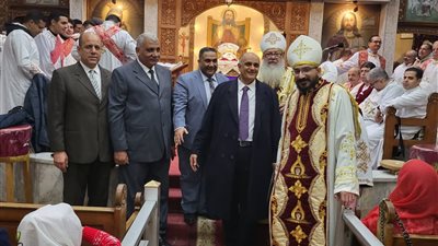 المصريين الأحرار يهنئ كنائس شبرا الشمالية بأعياد الميلاد