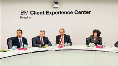 وزير الاتصالات يلتقي مسؤولي شركات هندية بمجال التكنولوجيا لبحث الاستثمار في مصر