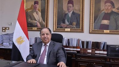 وزير المالية يشيد بمنظومة «التأمين الصحي الشامل» في مسار التنمية البشرية