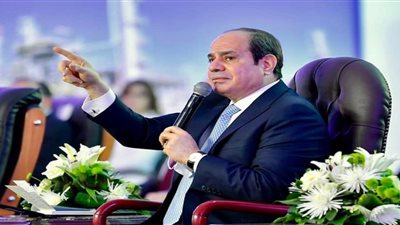 لزيادة عدد الحارات.. السيسي يوجه بتطوير طريق السويس السخنة