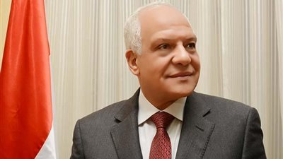 محافظ الجيزة يتابع جهود الأجهزة التموينية لمراقبة الأسواق والتصدي للتجار