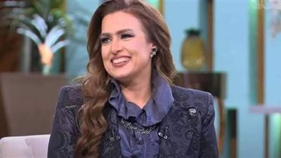 سيمون عضو لجنة تحكيم مسابقة الدياسبورا في مهرجان الأقصر للسينما الأفريقية