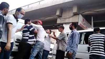 مشاجرة بالأسلحة البيضاء بالصف تنتهي بسقوط 4 مصابين