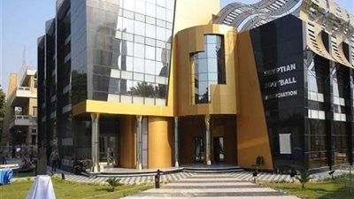 اتحاد الكرة يستقبل وفد دبلومة الفيفا 