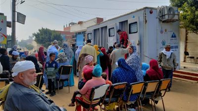 تقديم خدمات طبية لـ 462 مواطن خلال قافلة بوادي النطرون 