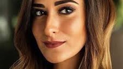 أمينة خليل زوجة محمد شاهين في مسلسل 