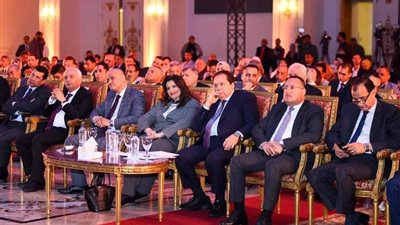 وزيرة الهجرة تشهد انطلاق مؤتمر أخبار اليوم الاقتصادي التاسع