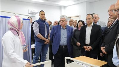 وزير التعليم العالي يتفقد جامعة الجلالة الأهلية