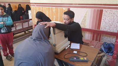 استمرار القوافل الطبية لحزب مصر الحديثة بكوم امبو في أسوان